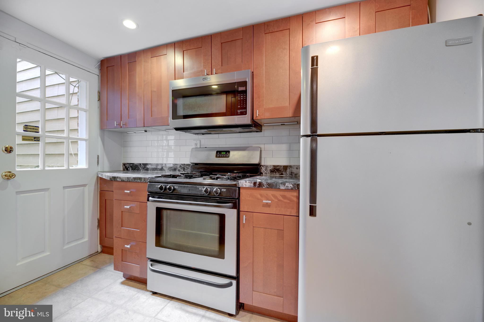 CAPITOL HILL - Residential Income