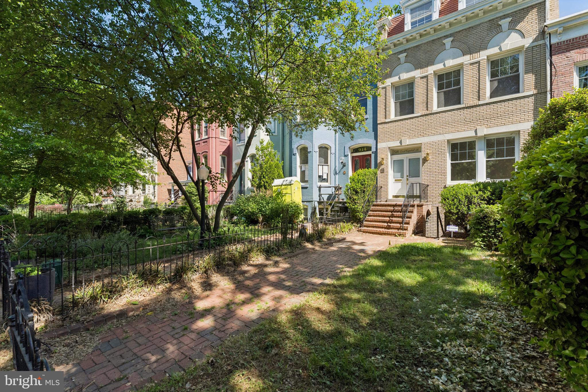 916 EAST CAPITOL STREET NE