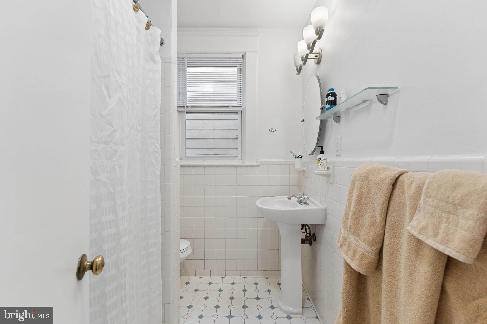 CAPITOL HILL - Residential Income