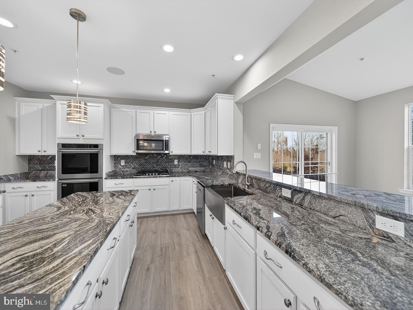 WOODBURN ESTATES - Residential