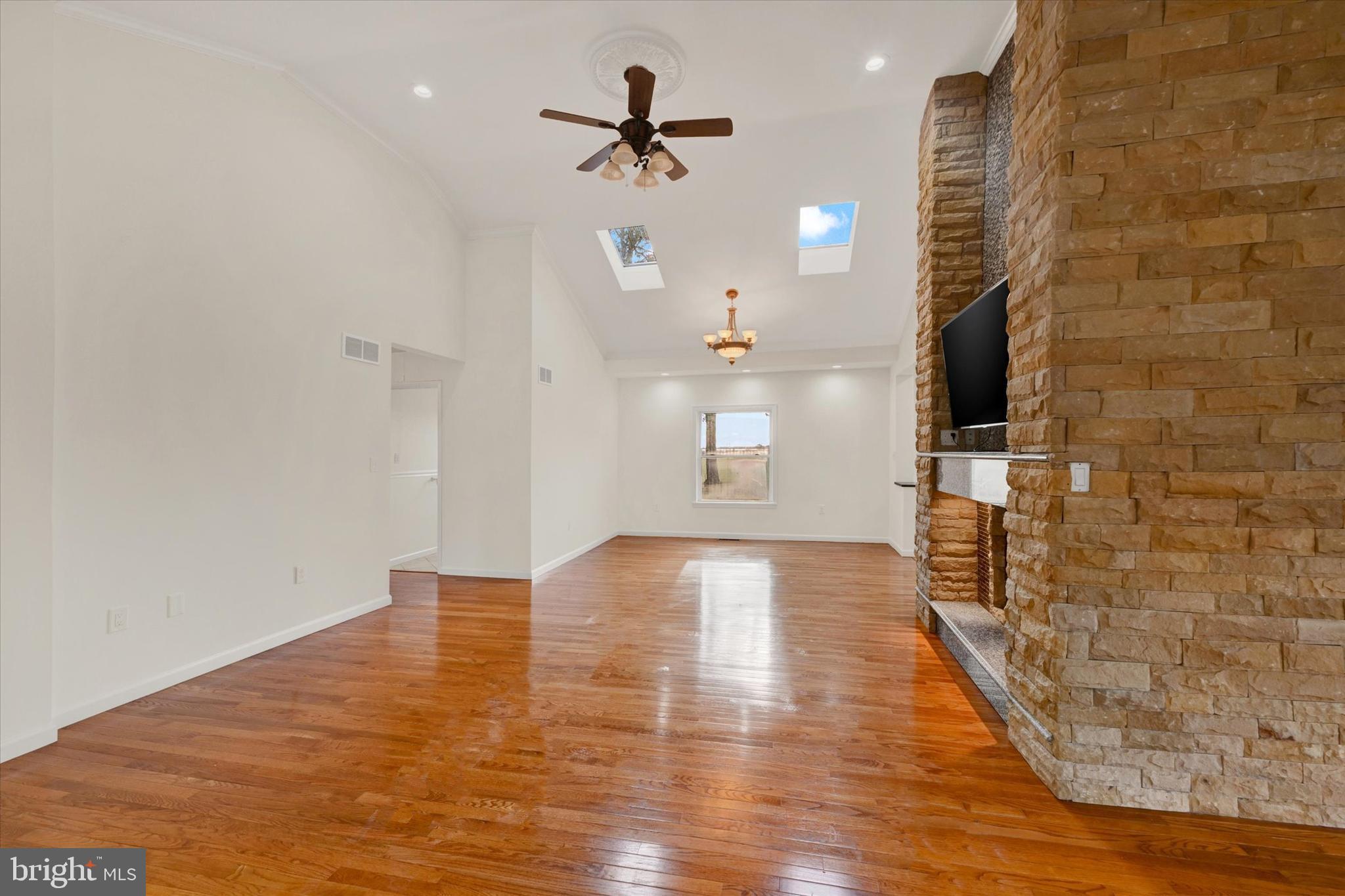 FOREST GREENS - Residential