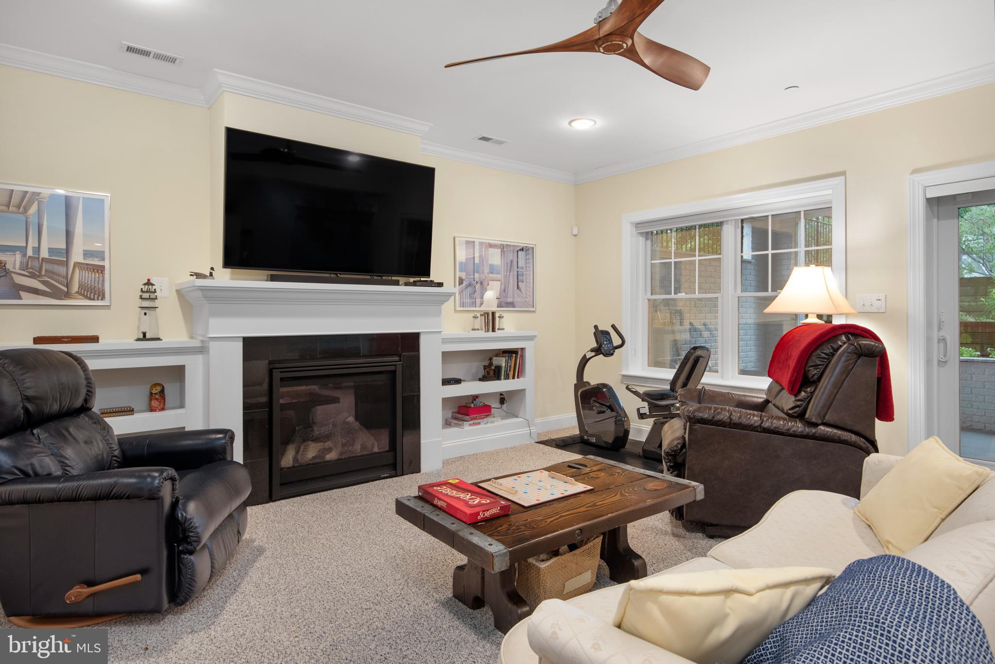 EASTPORT - Residential