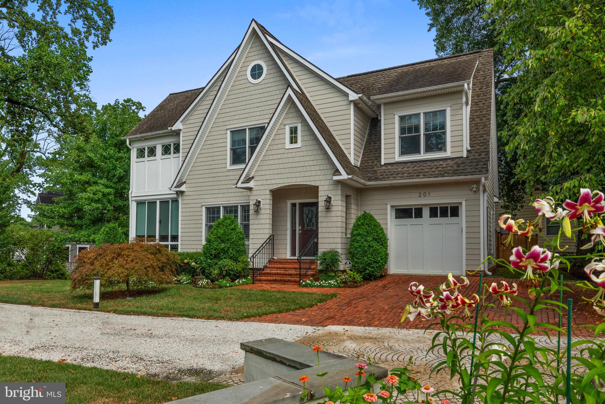 EASTPORT - Residential