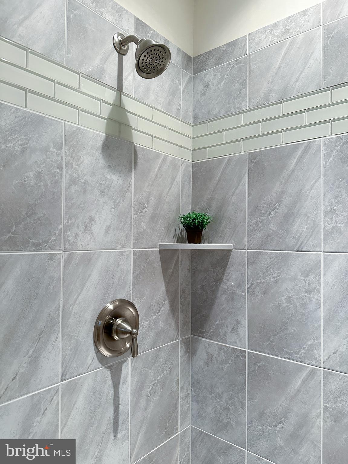 EASTPORT - Residential