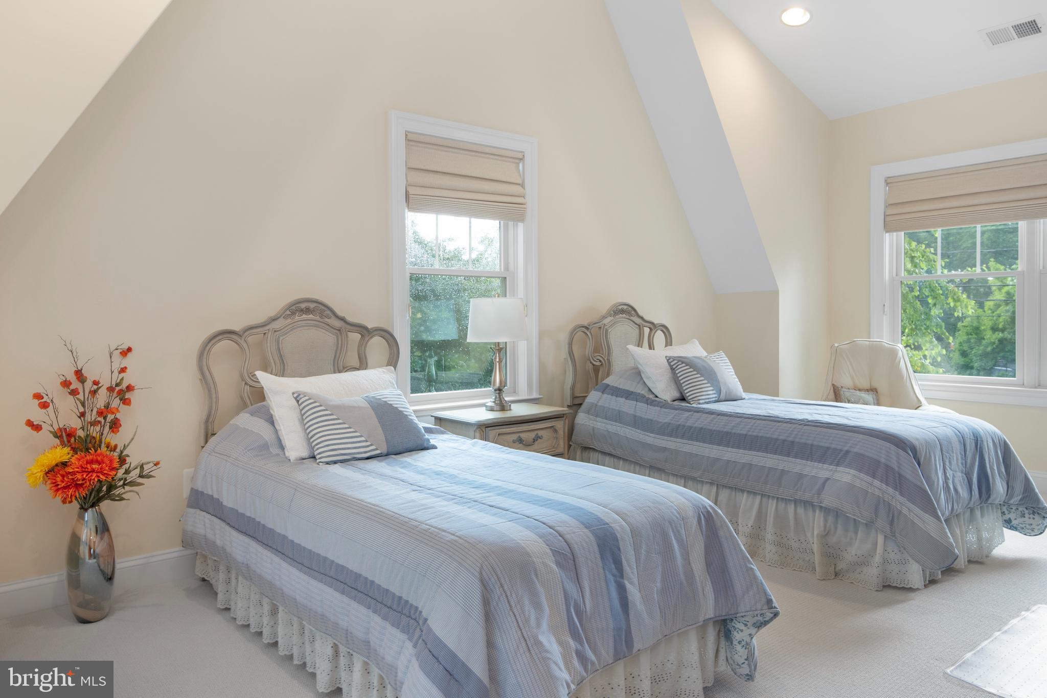 EASTPORT - Residential