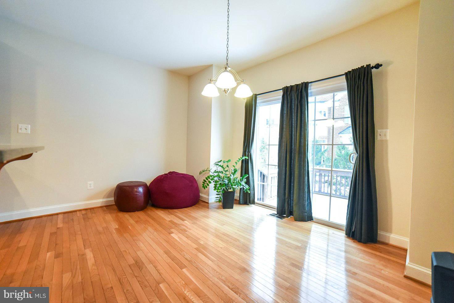 DAHLIA PARK OF WILDEWOOD - Residential