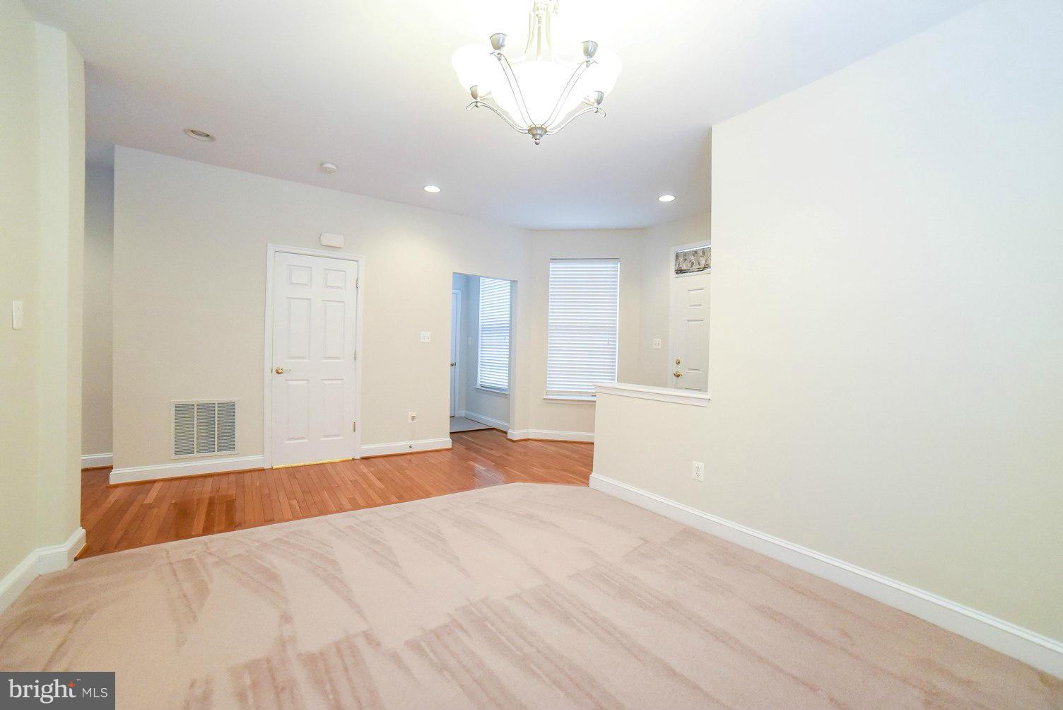 DAHLIA PARK OF WILDEWOOD - Residential