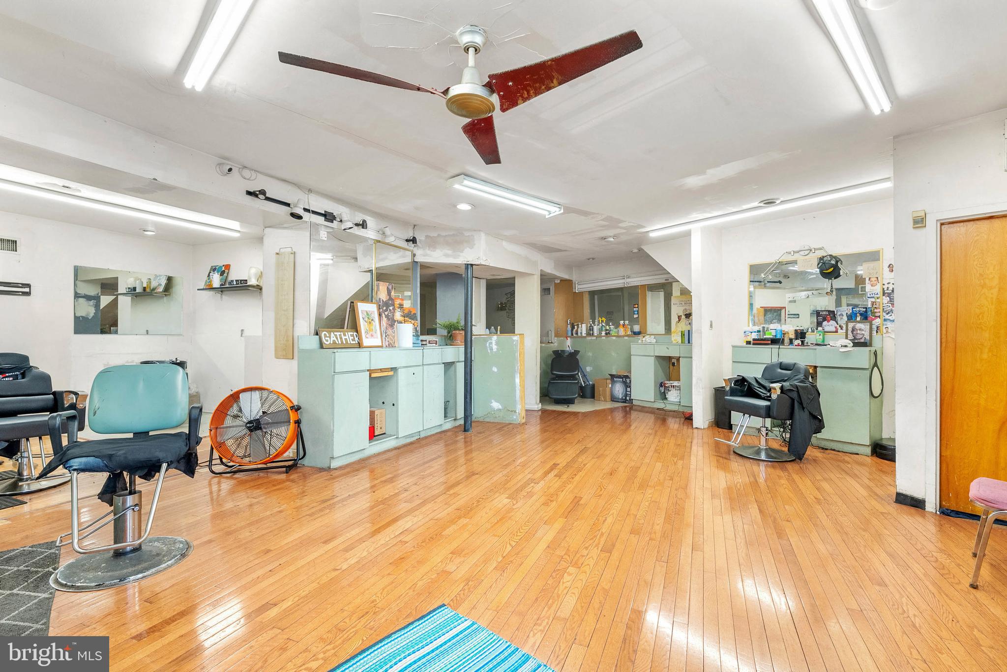 1301-1305 POINT BREEZE AVENUE