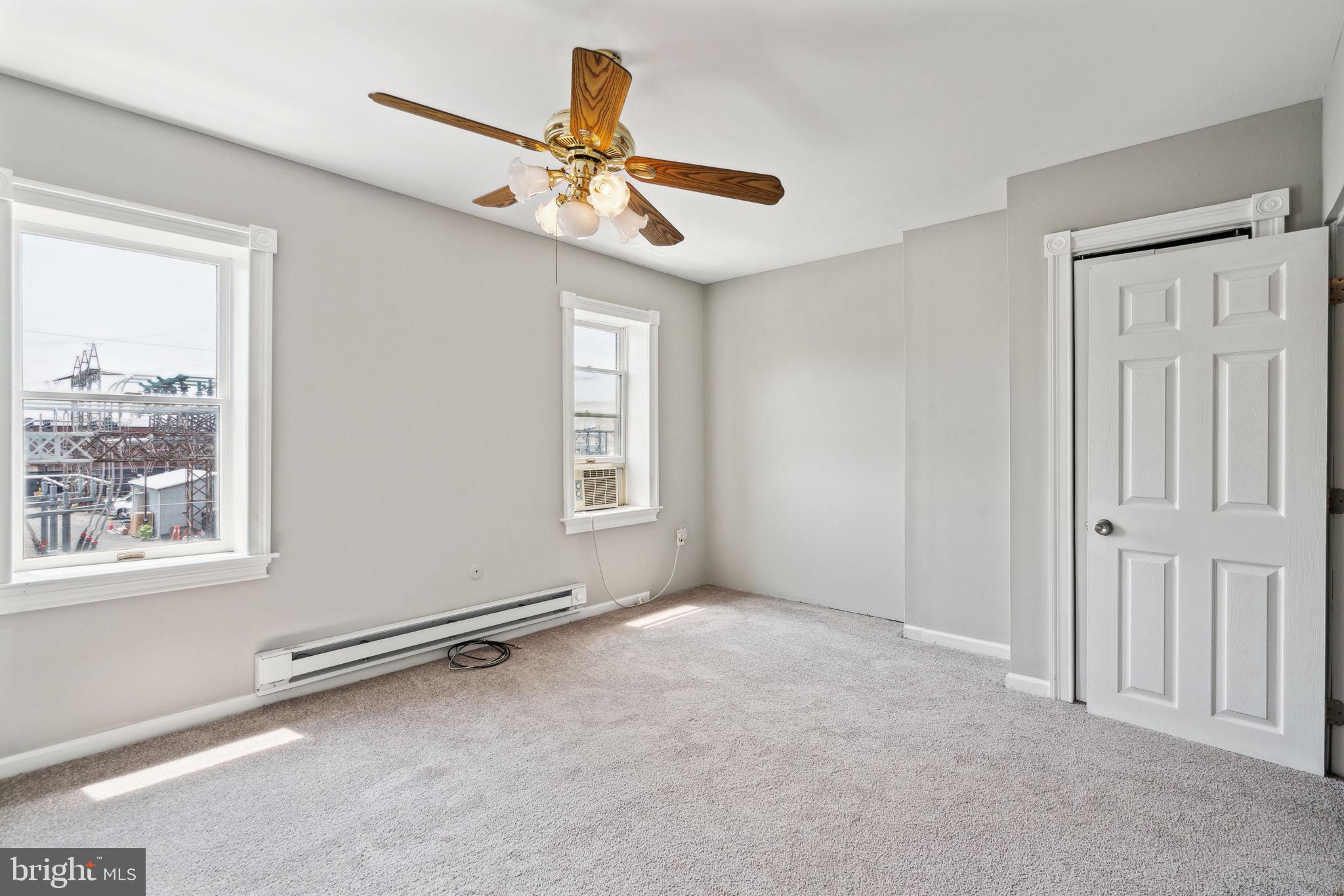 GRADUATE HOSPITAL - Residential