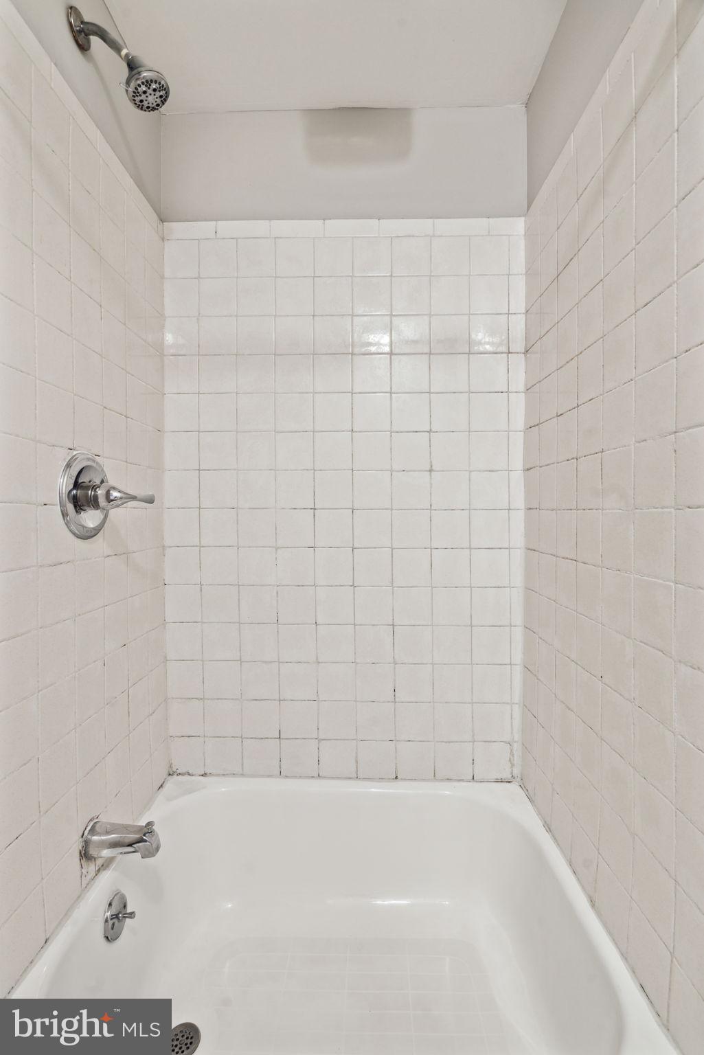 GRADUATE HOSPITAL - Residential