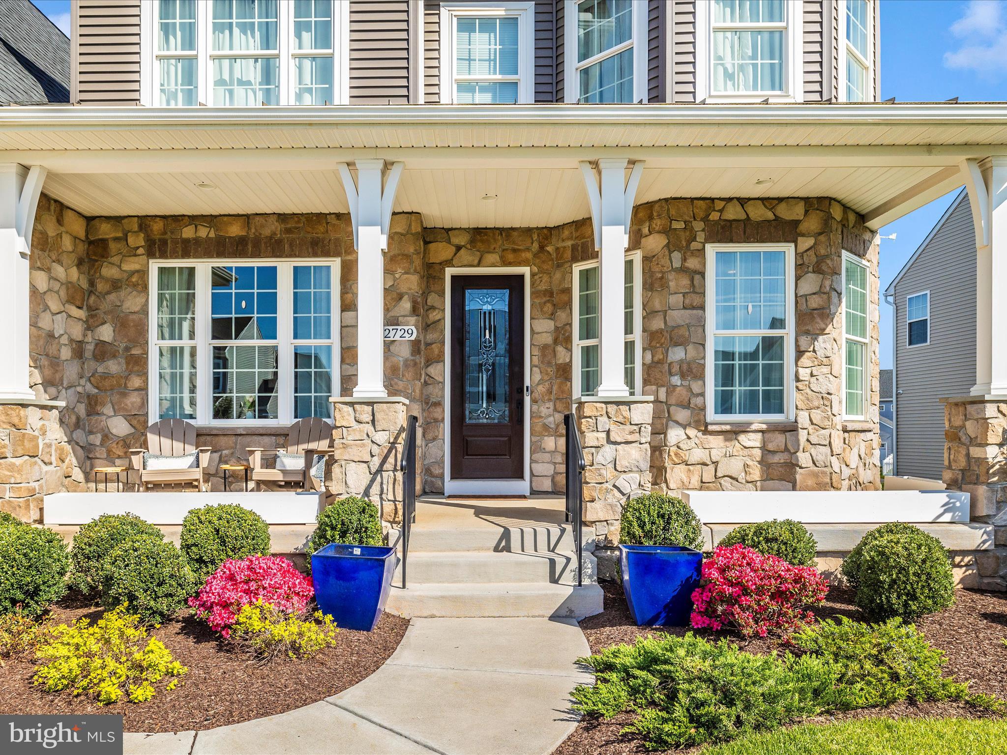 2729 MOON SHOT LANE