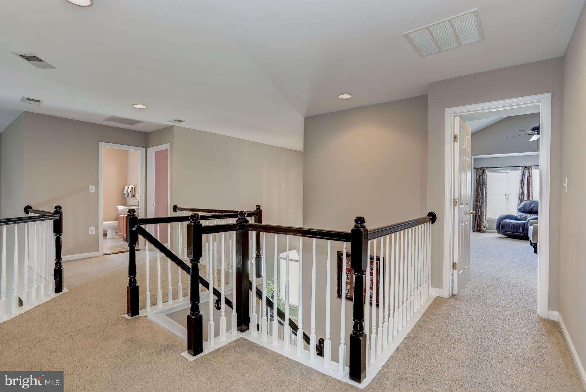 STRATFORD - Residential