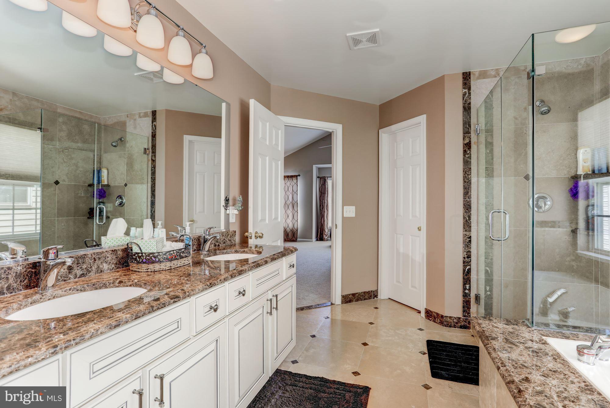 STRATFORD - Residential