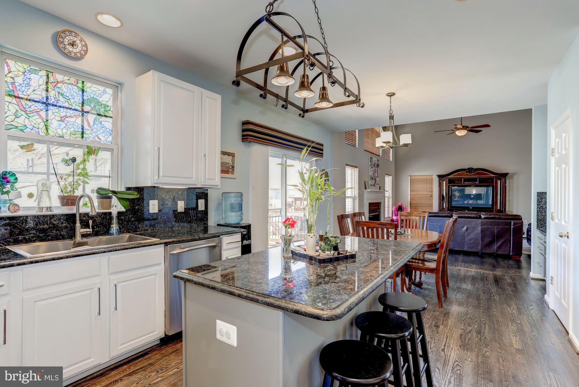 STRATFORD - Residential