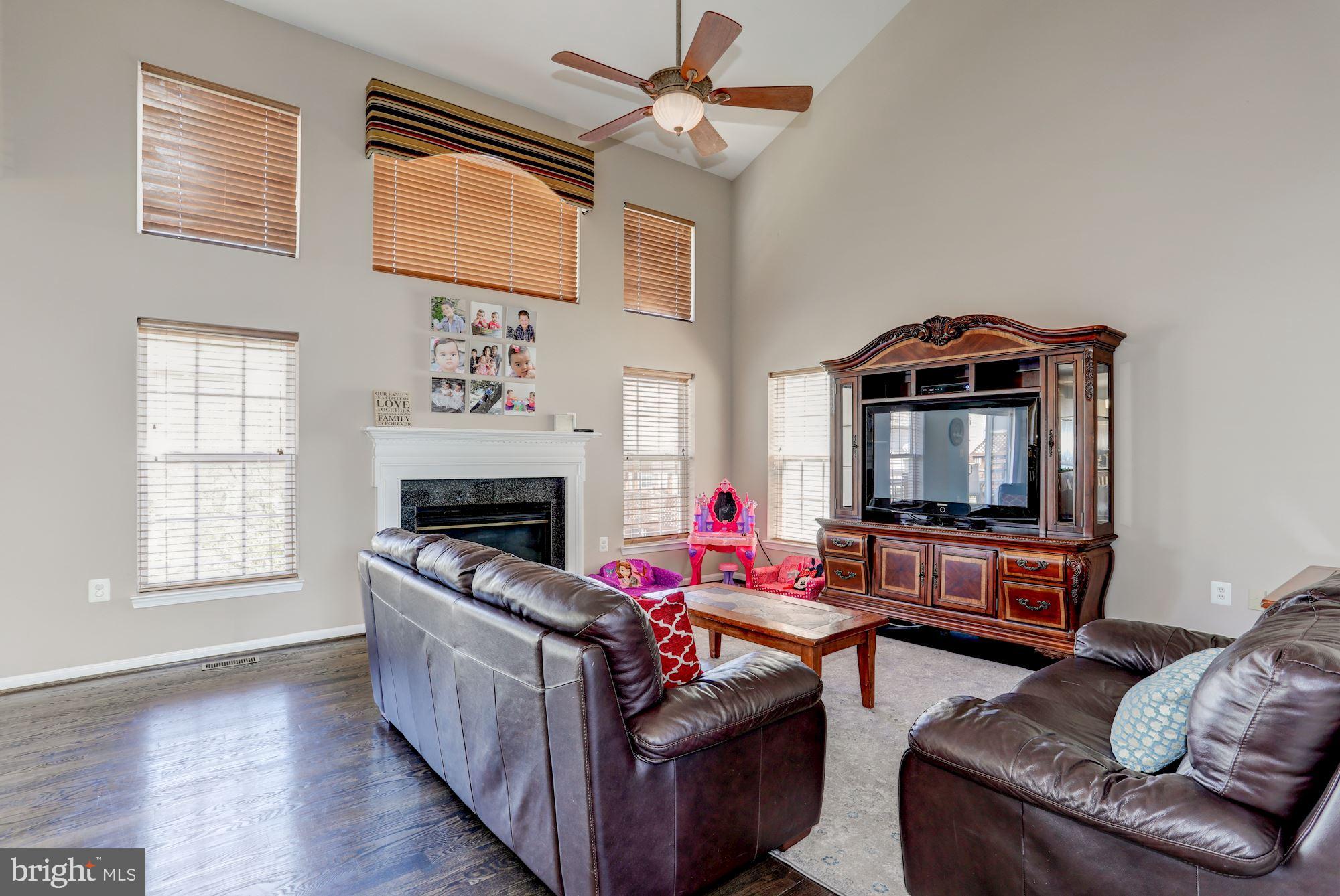 STRATFORD - Residential