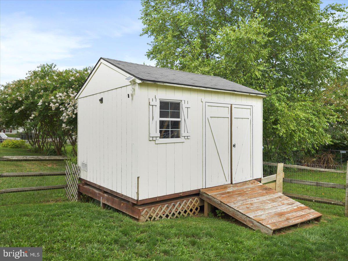 RIDGEFIELD - Residential