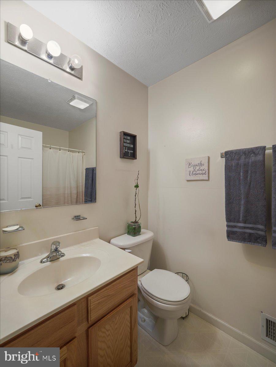 RIDGEFIELD - Residential