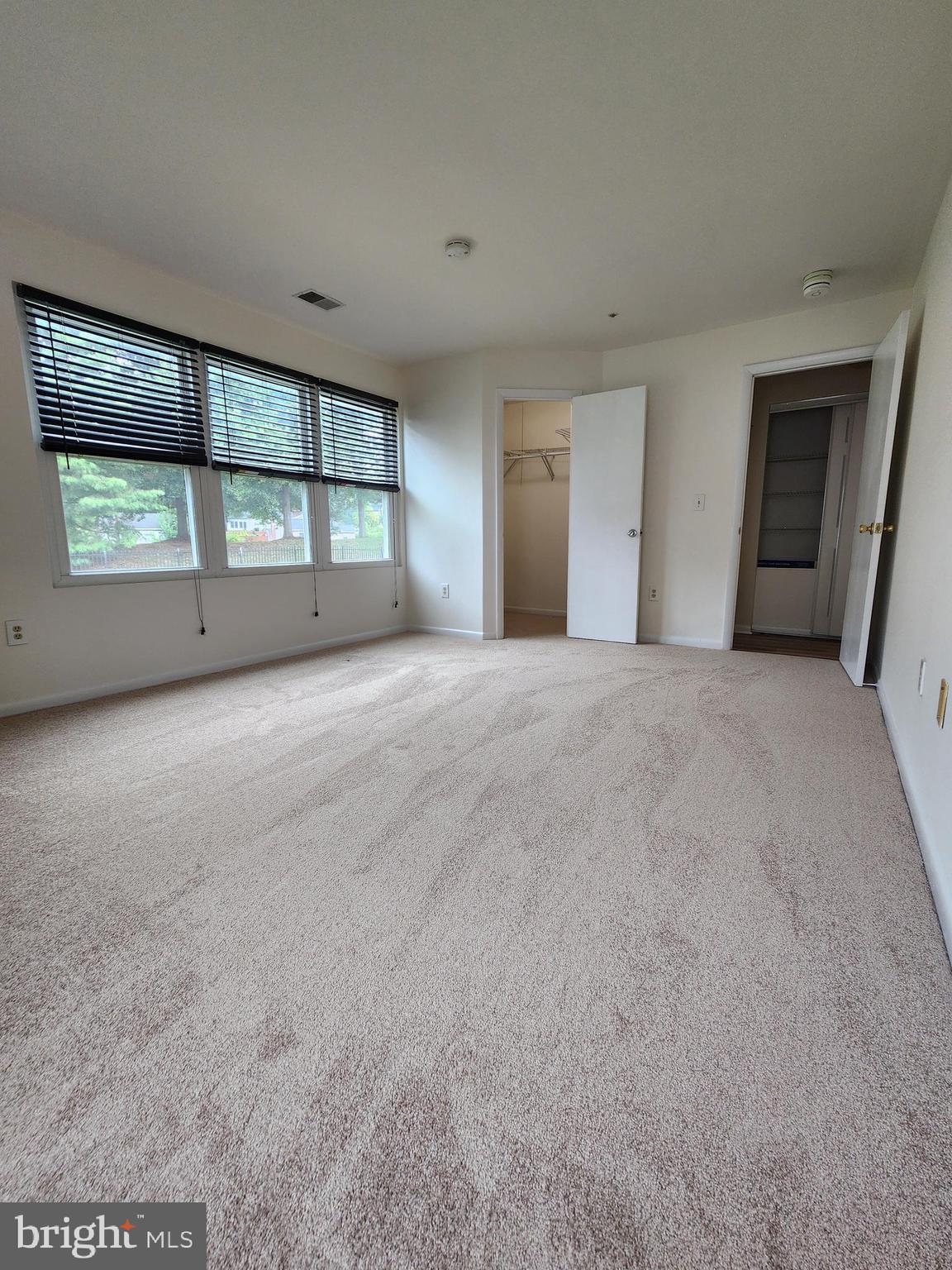 ANNAPOLIS OVERLOOK - Residential Lease