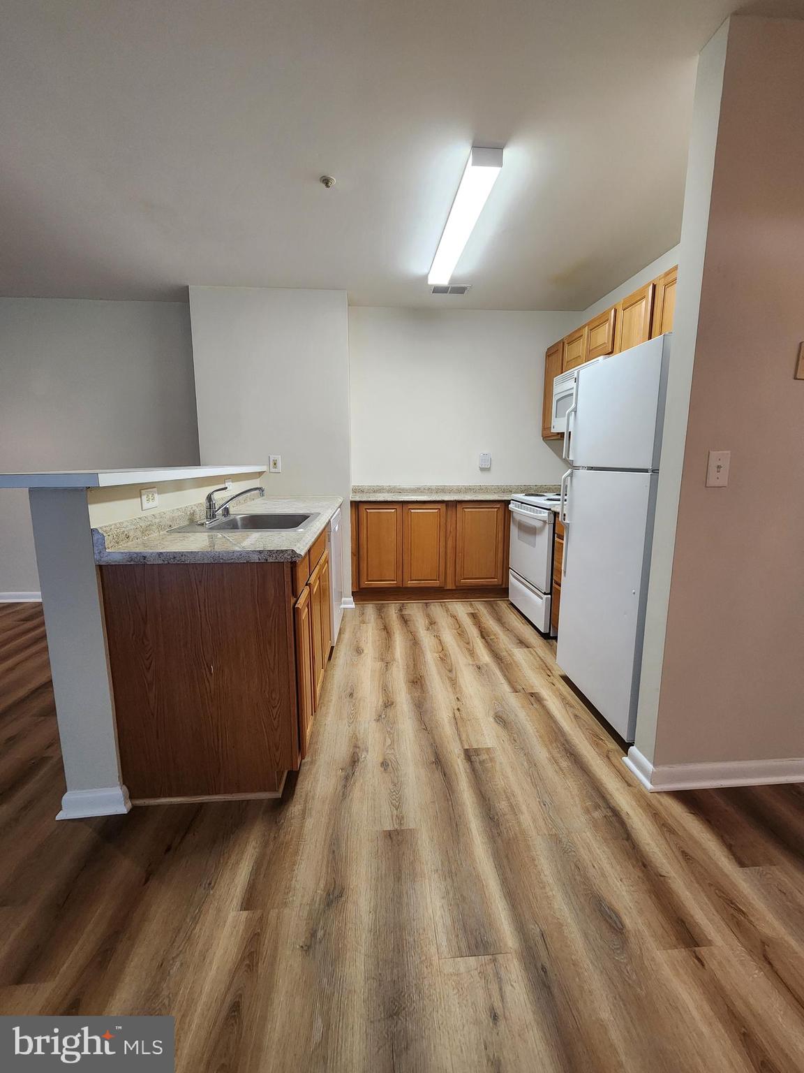 ANNAPOLIS OVERLOOK - Residential Lease