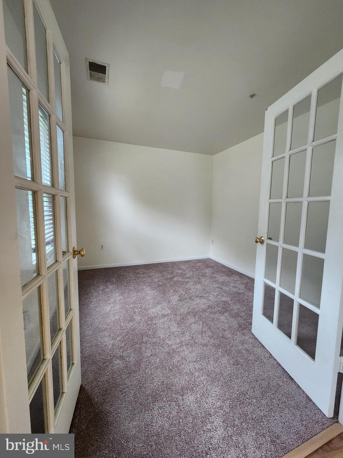 ANNAPOLIS OVERLOOK - Residential Lease