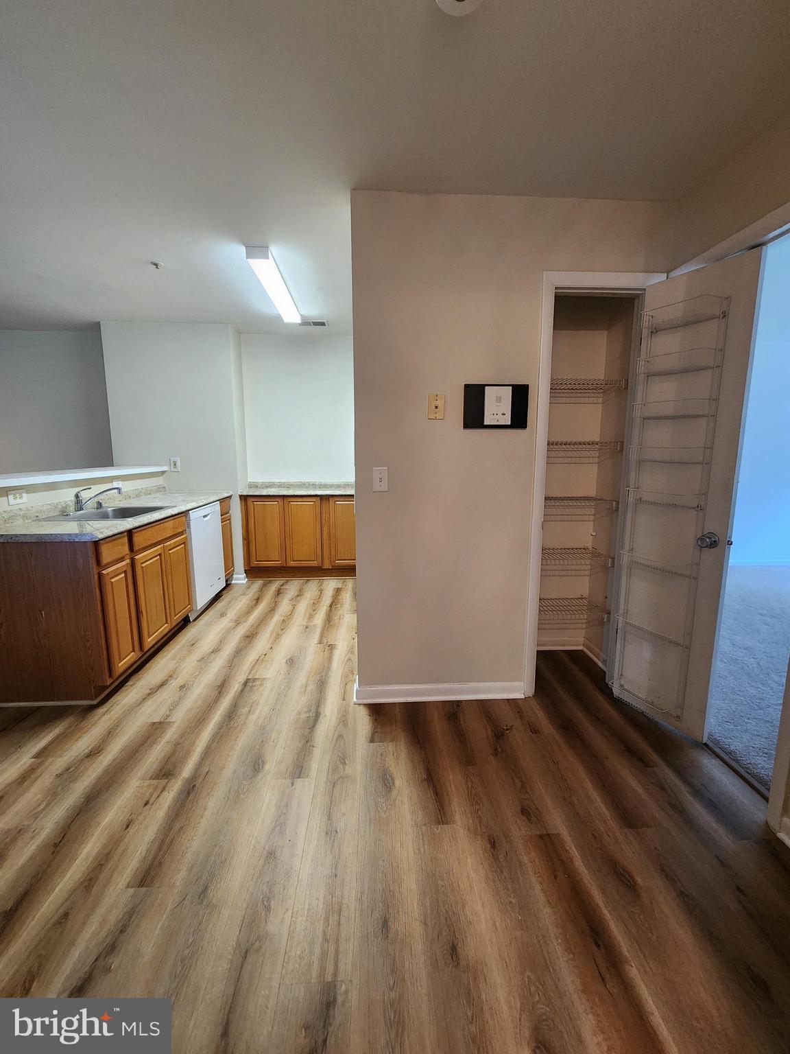 ANNAPOLIS OVERLOOK - Residential Lease