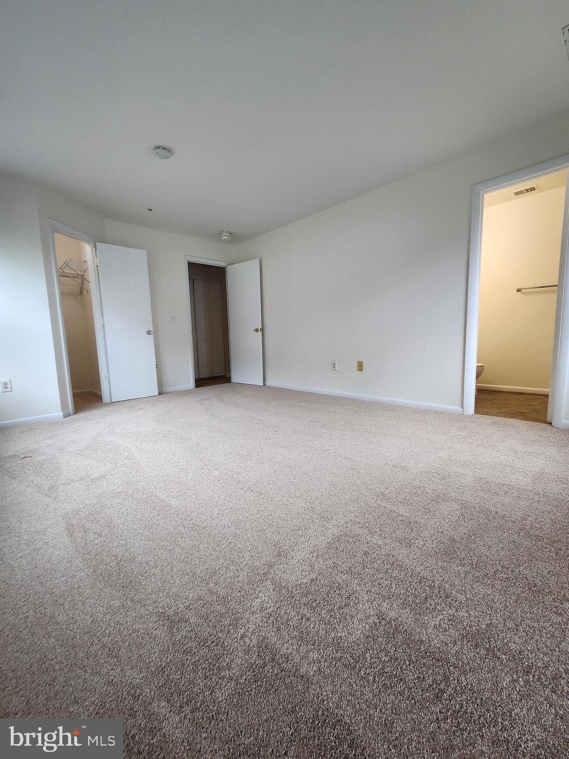 ANNAPOLIS OVERLOOK - Residential Lease