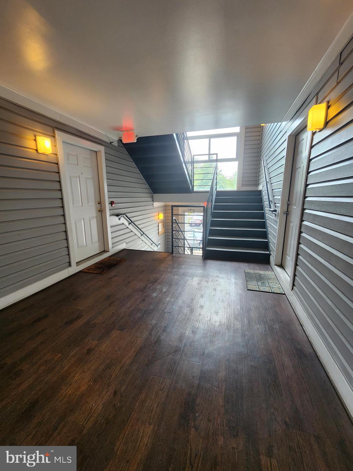 ANNAPOLIS OVERLOOK - Residential Lease