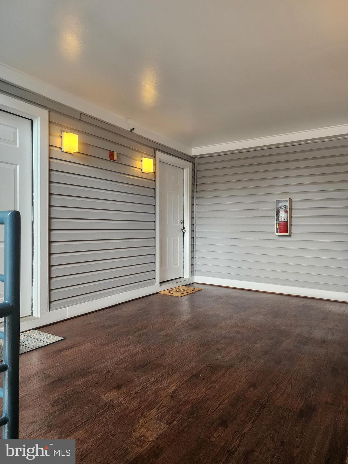 ANNAPOLIS OVERLOOK - Residential Lease