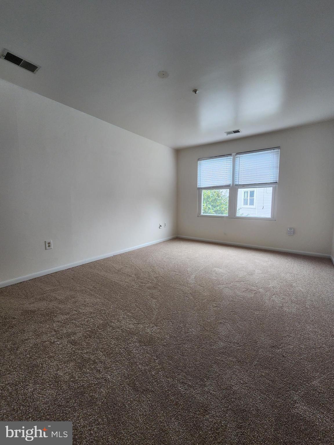 ANNAPOLIS OVERLOOK - Residential Lease