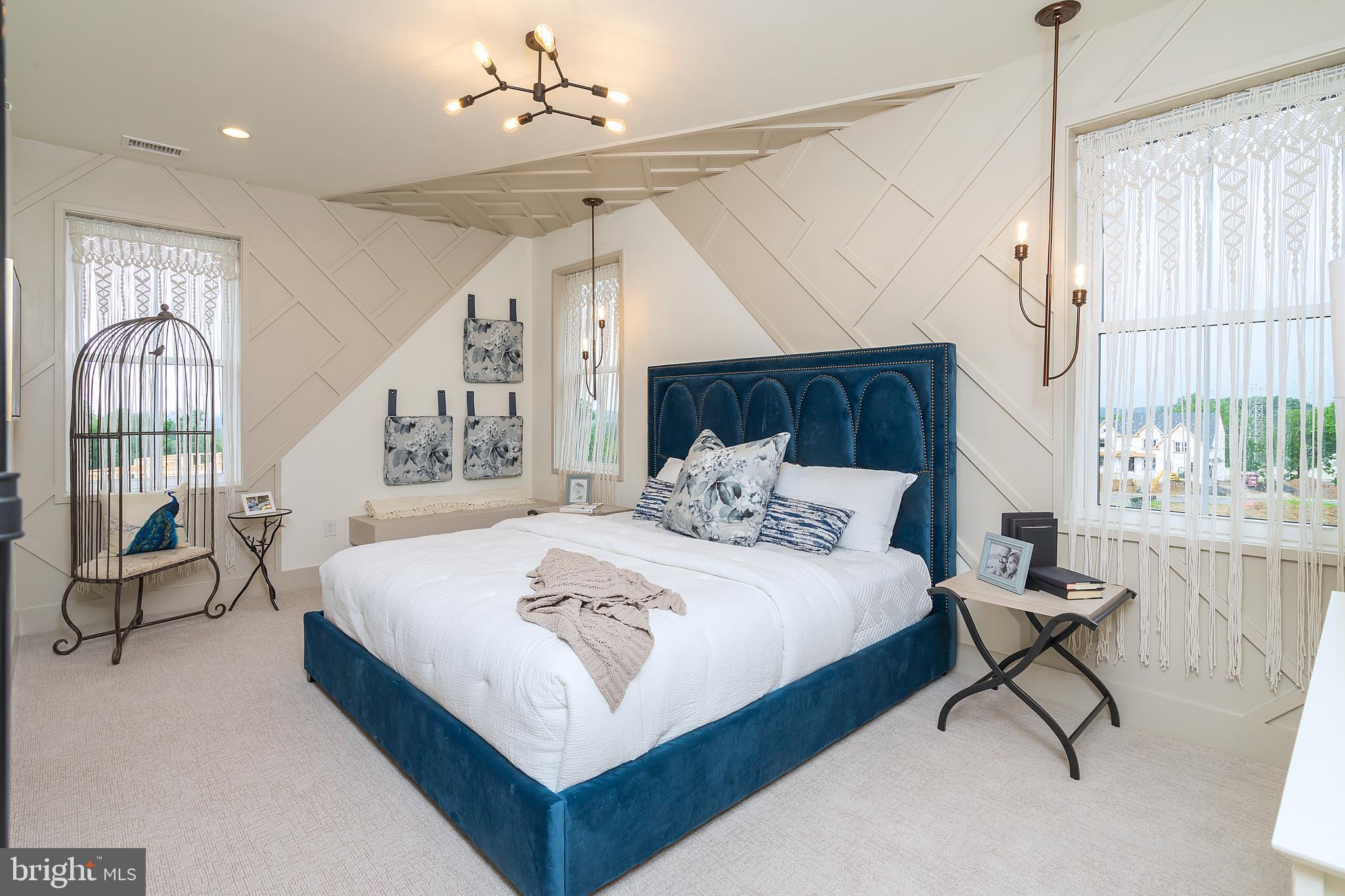 FALCON HILL ESTATES AT WYNDMOOR - Residential