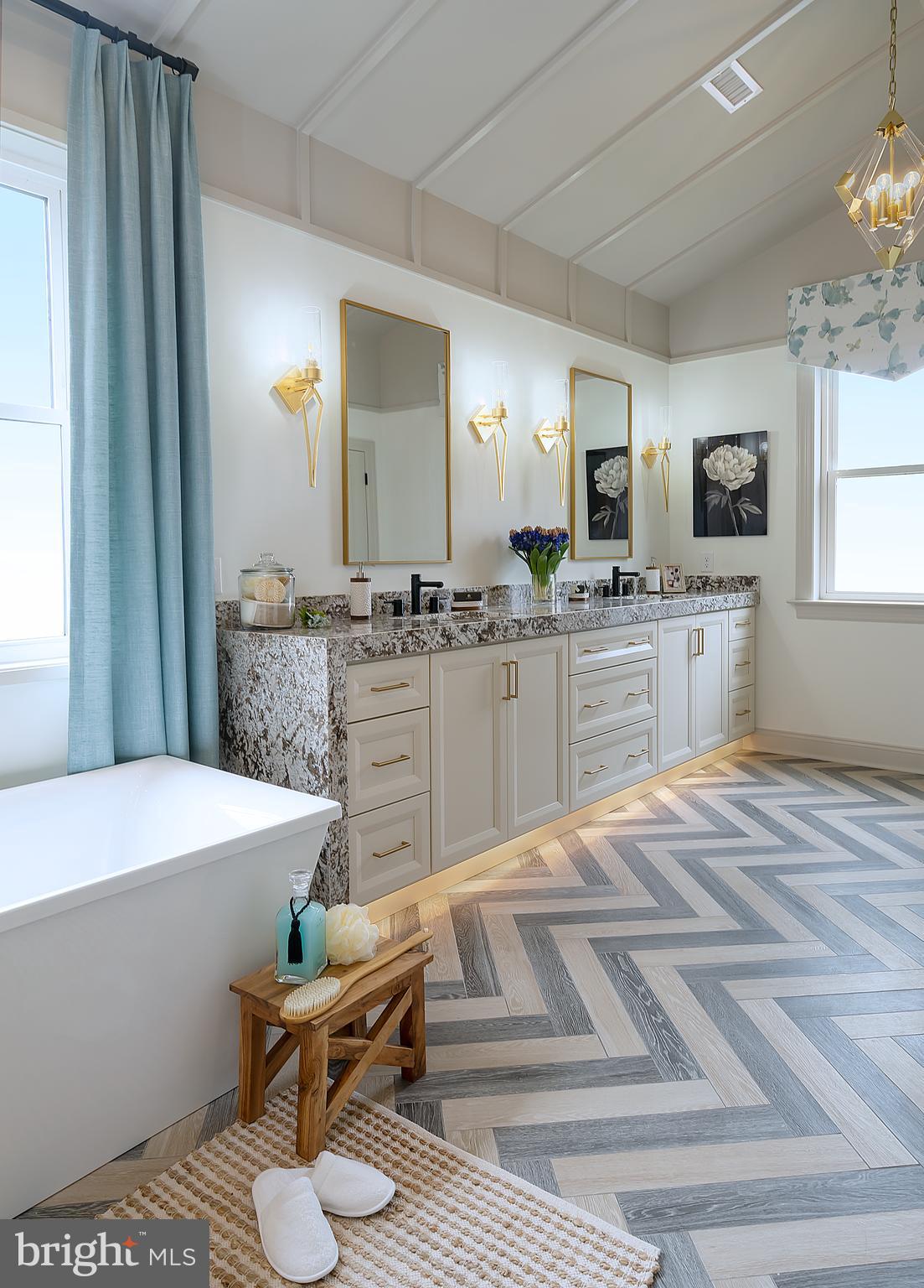 FALCON HILL ESTATES AT WYNDMOOR - Residential