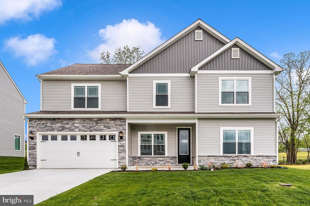 Photo of 506 Abigail Avenue, WAYNESBORO, PA 17268 (MLS # PAFL2032070)