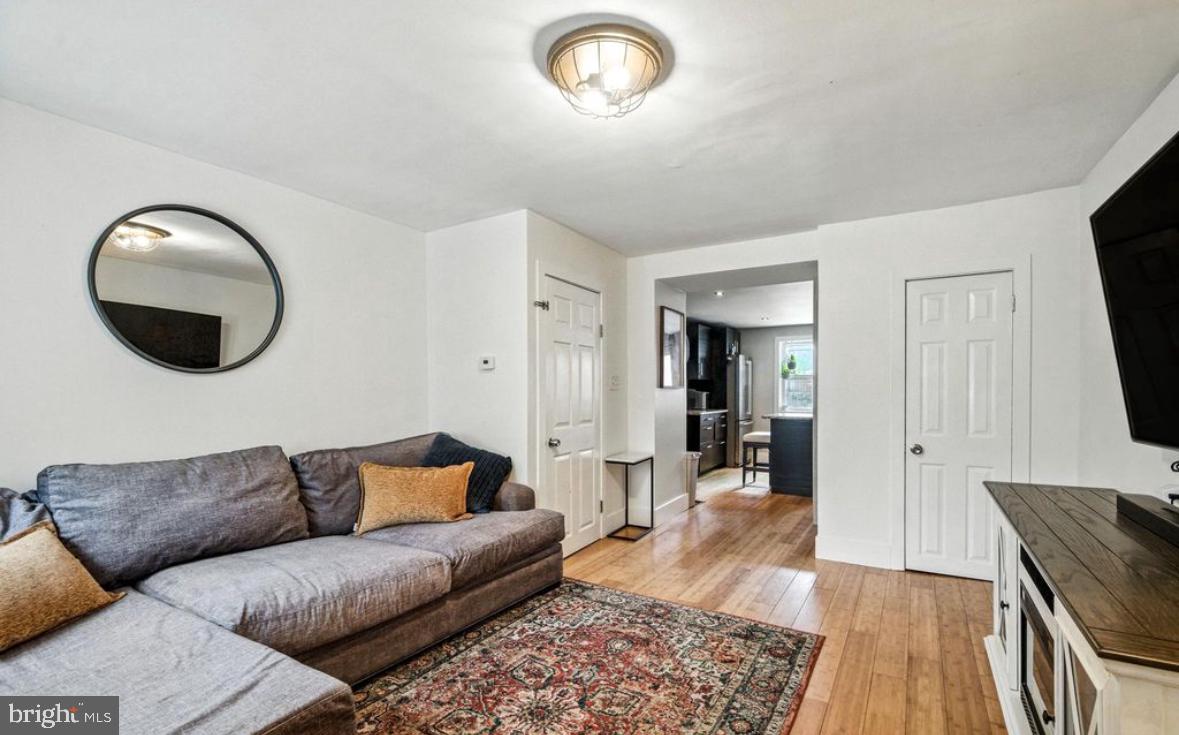 CONSHOHOCKEN - Residential Lease