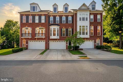 Photo of 4370 Patriot Park Ct, FAIRFAX, VA 22030 (MLS # VAFX2330182)