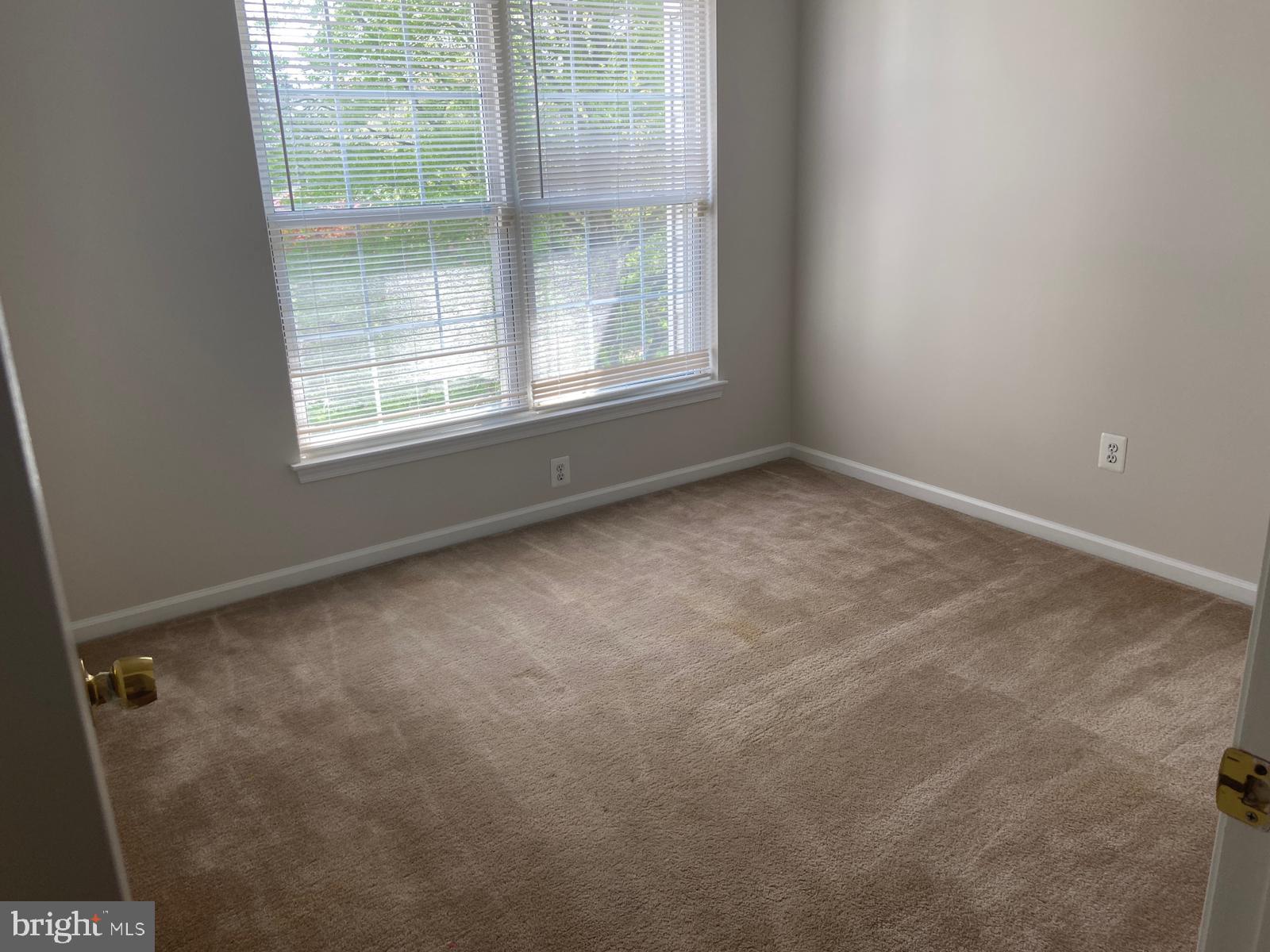 CASCADES - Residential Lease