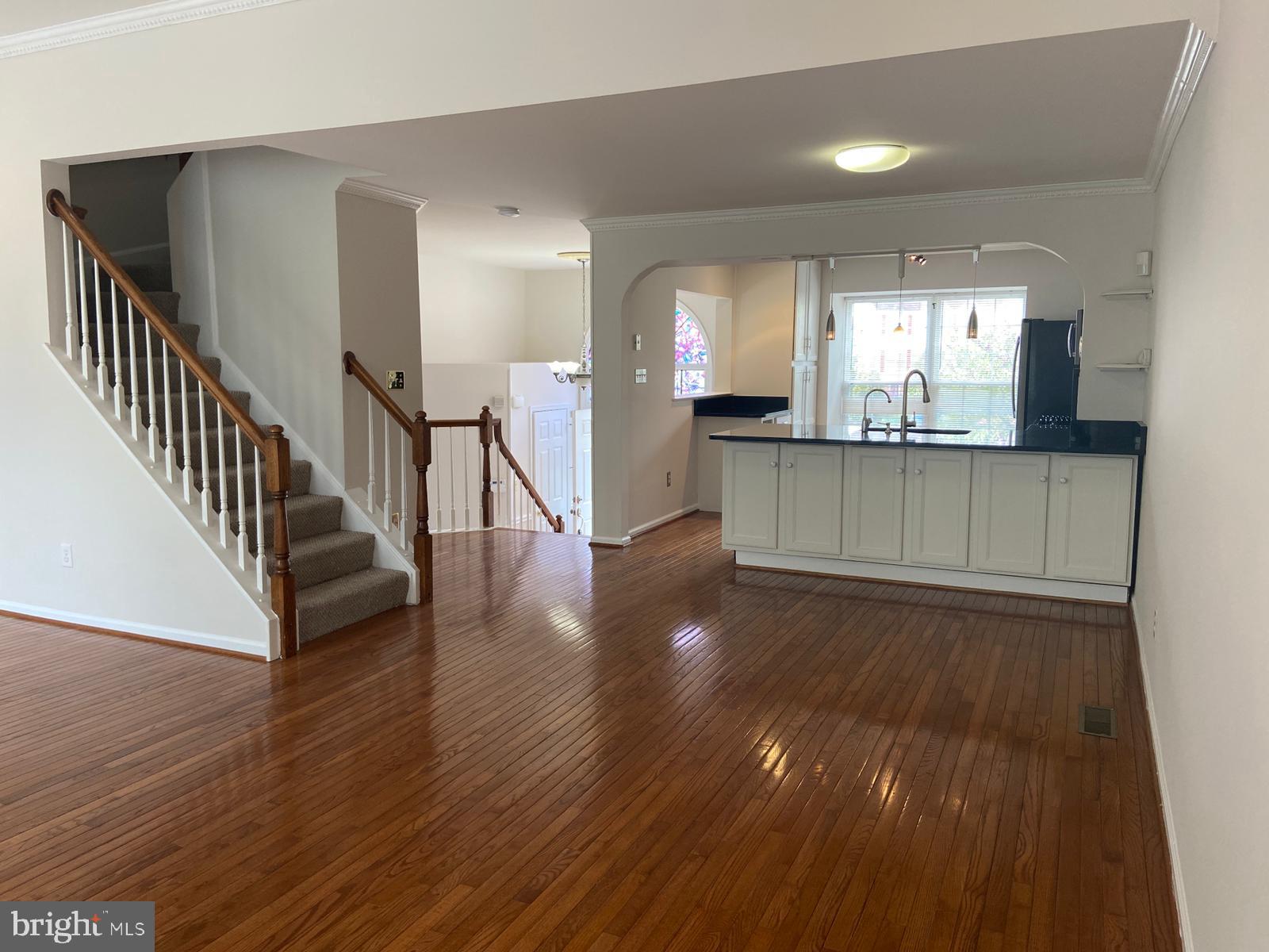 CASCADES - Residential Lease