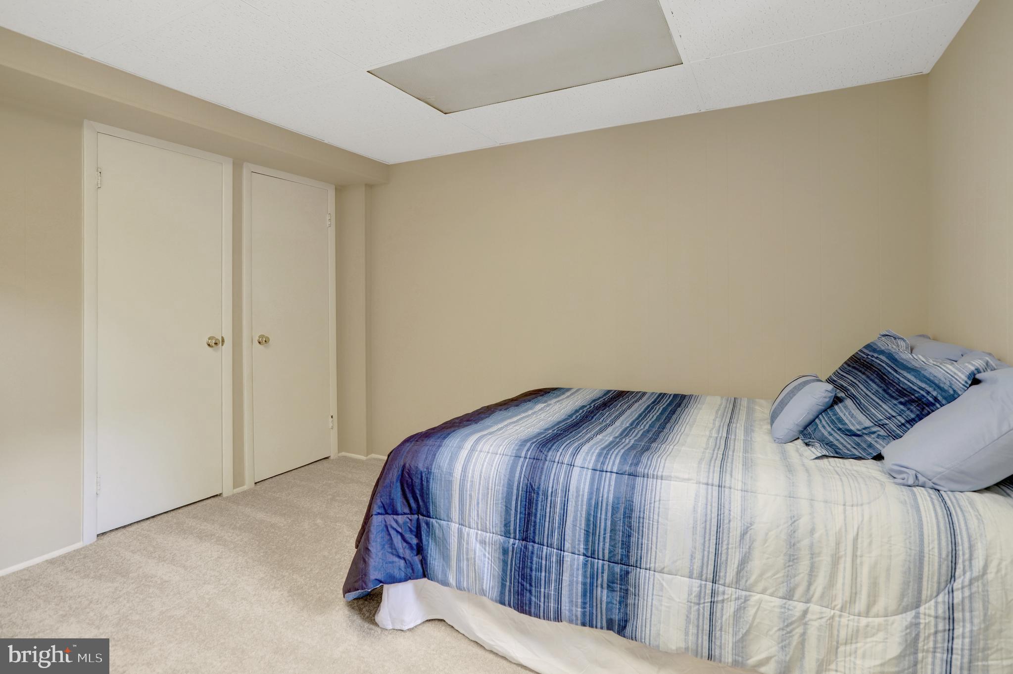 KINGS PARK - Residential Lease