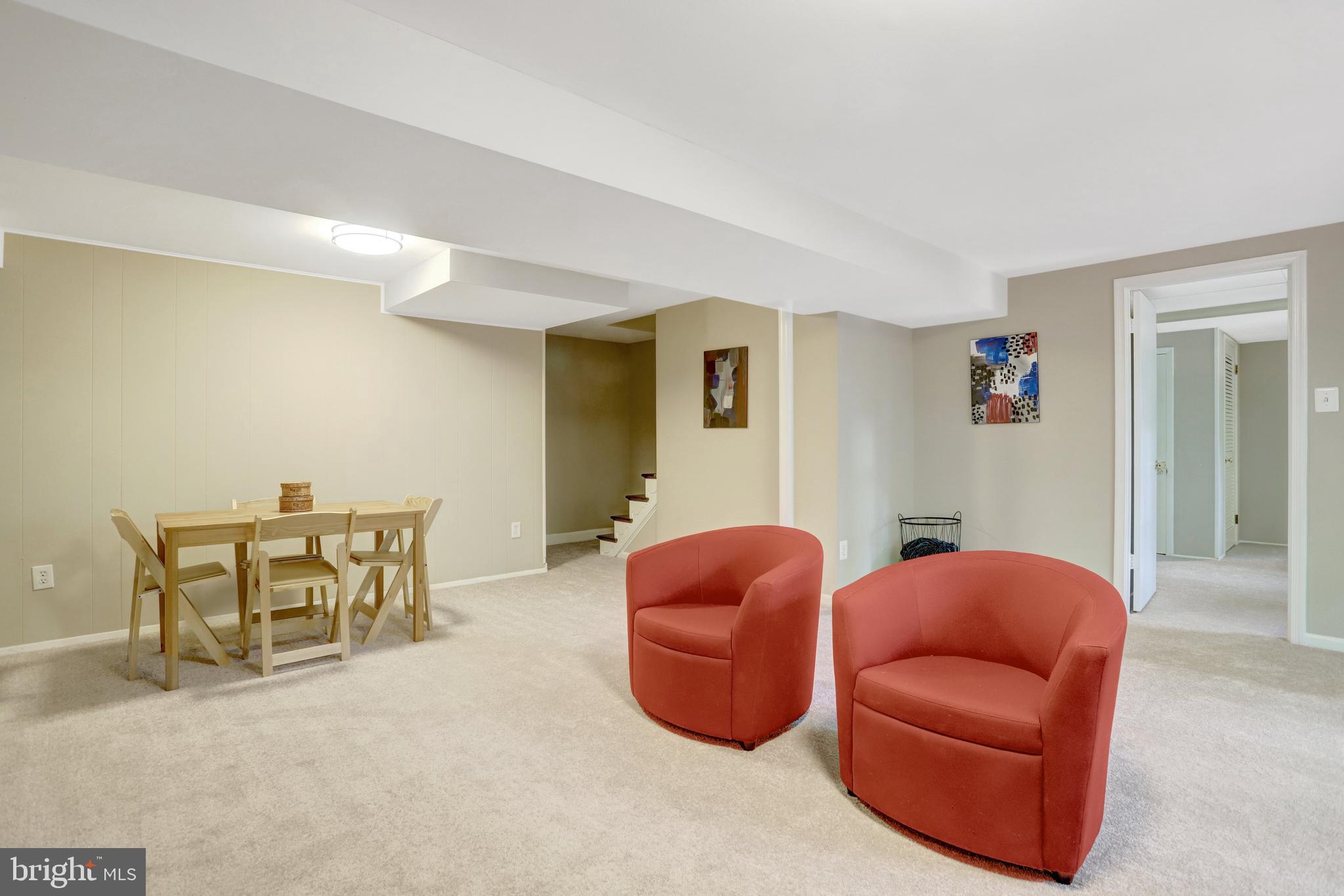 KINGS PARK - Residential Lease