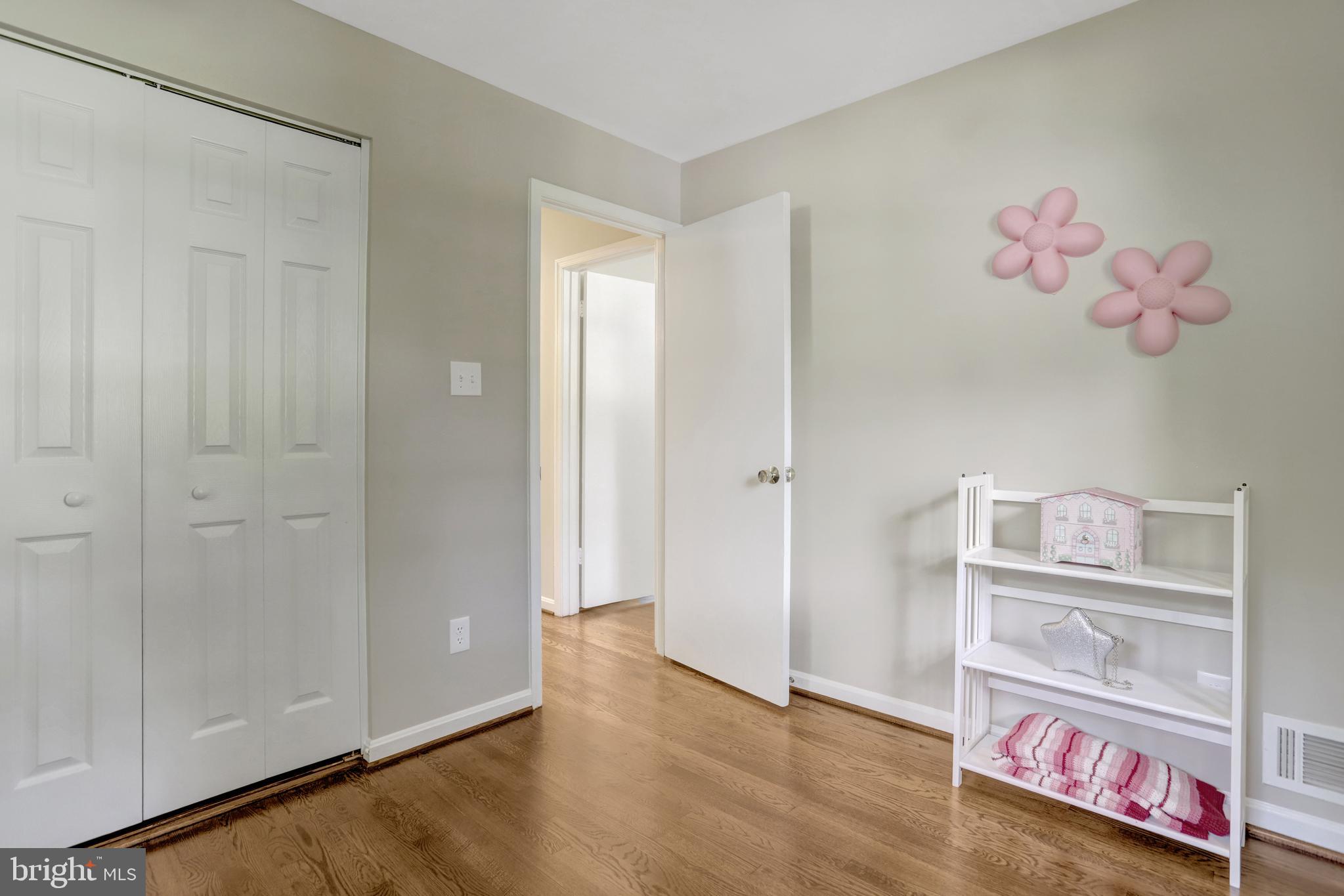 KINGS PARK - Residential Lease