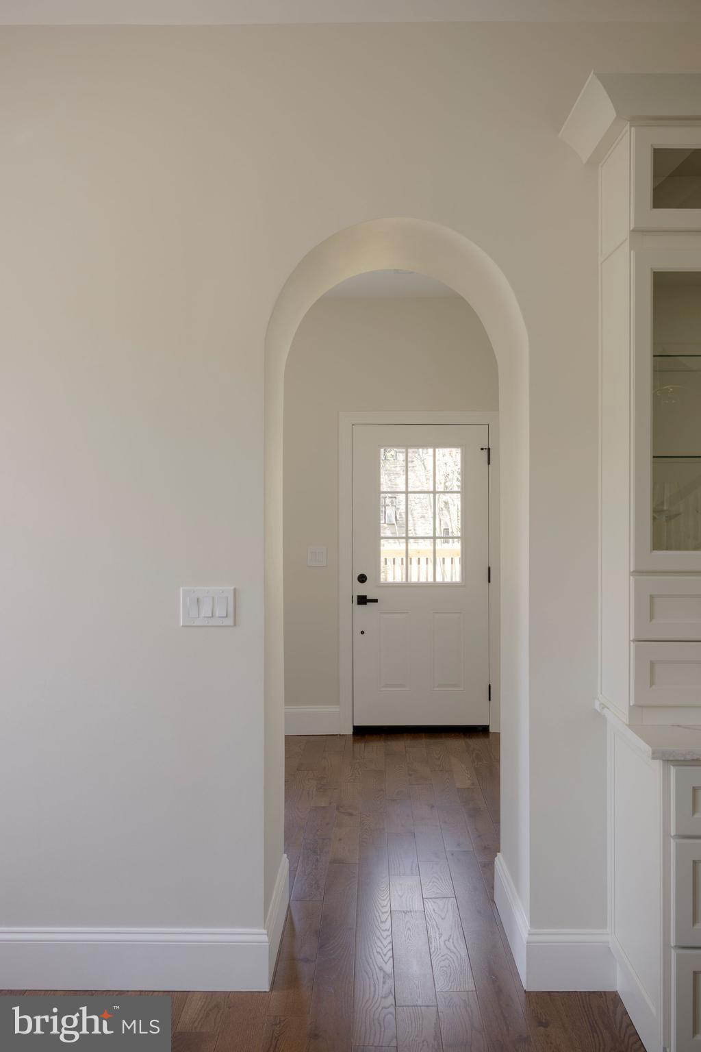 CHESTNUT HILL - Residential