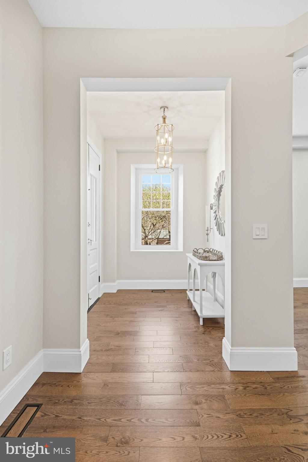 205 W HIGHLAND AVENUE