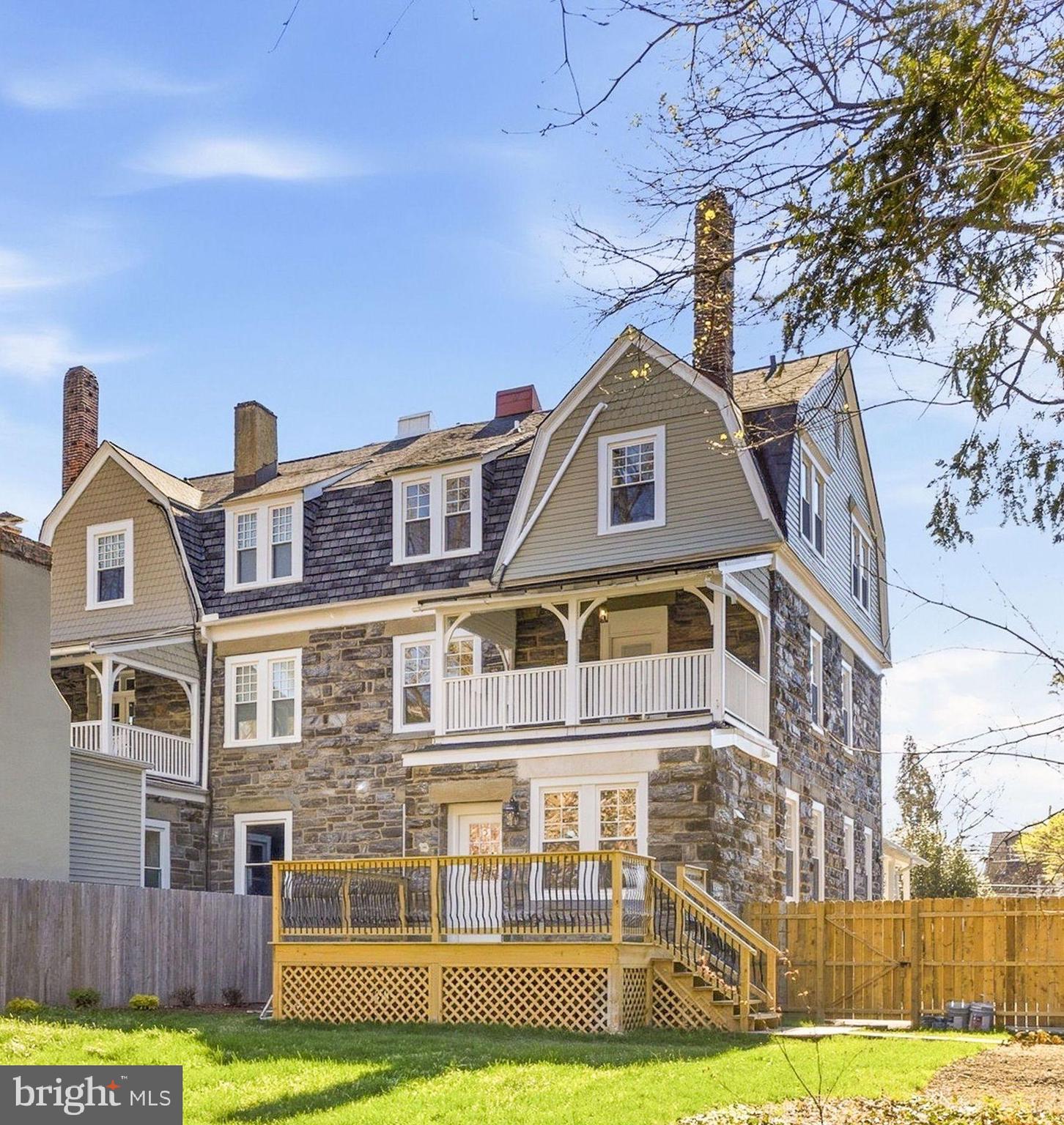 CHESTNUT HILL - Residential