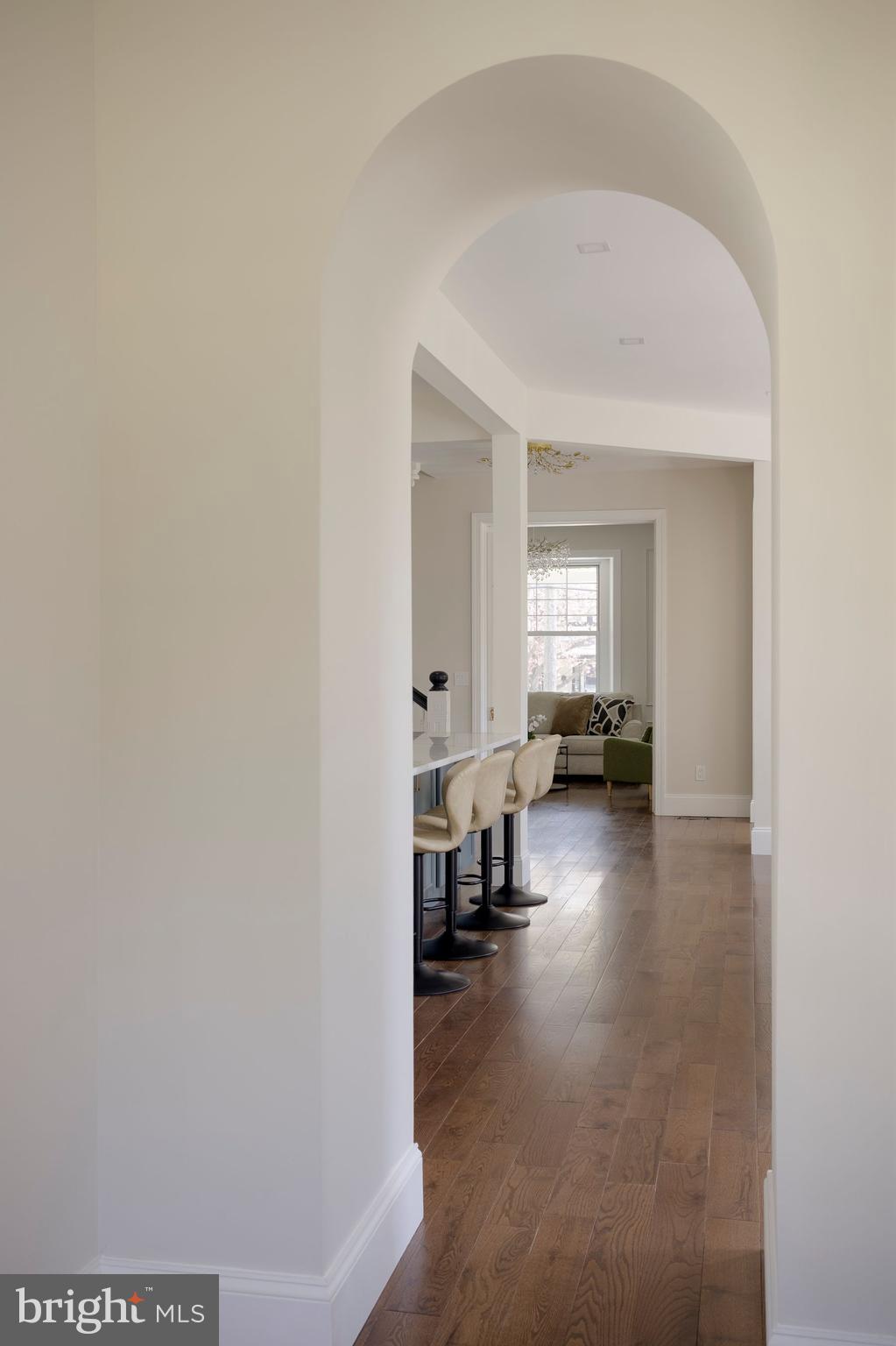 CHESTNUT HILL - Residential