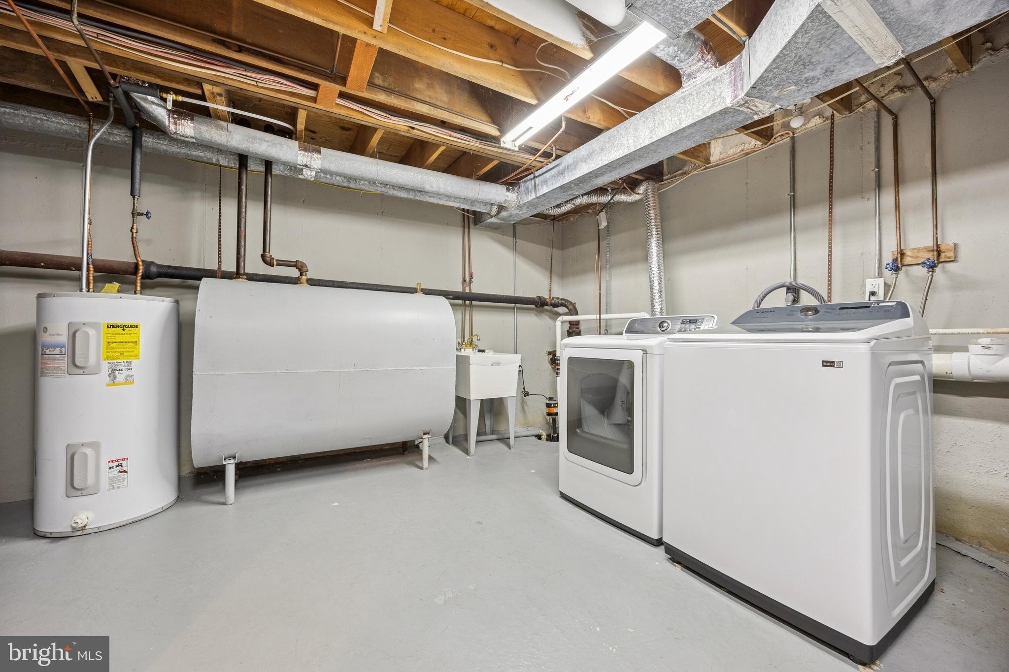 VALLEYBROOK - Residential