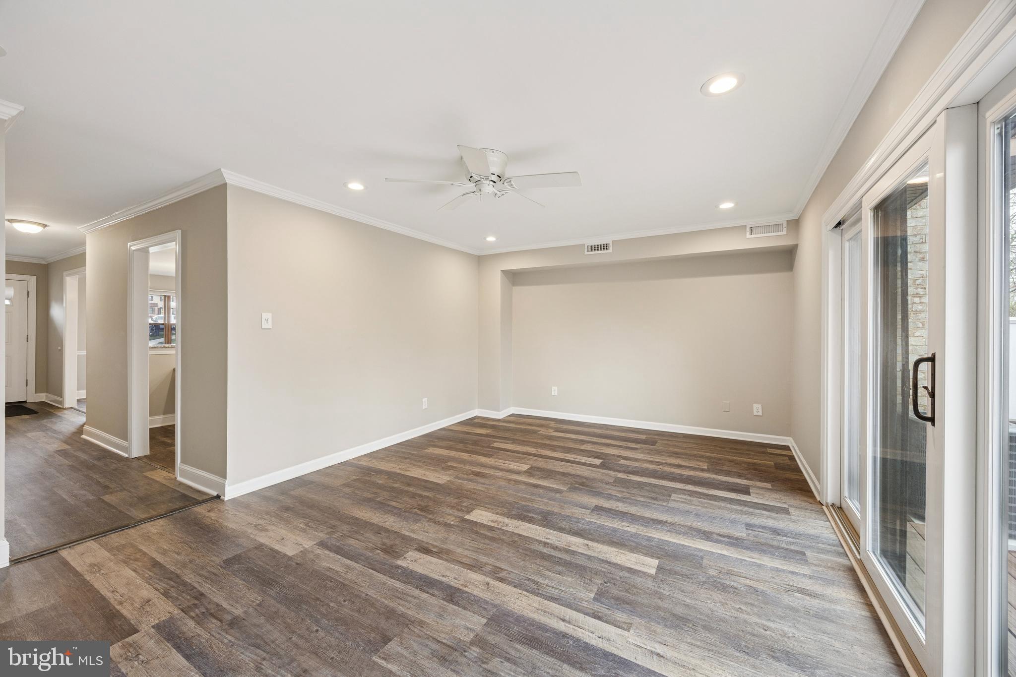 VALLEYBROOK - Residential