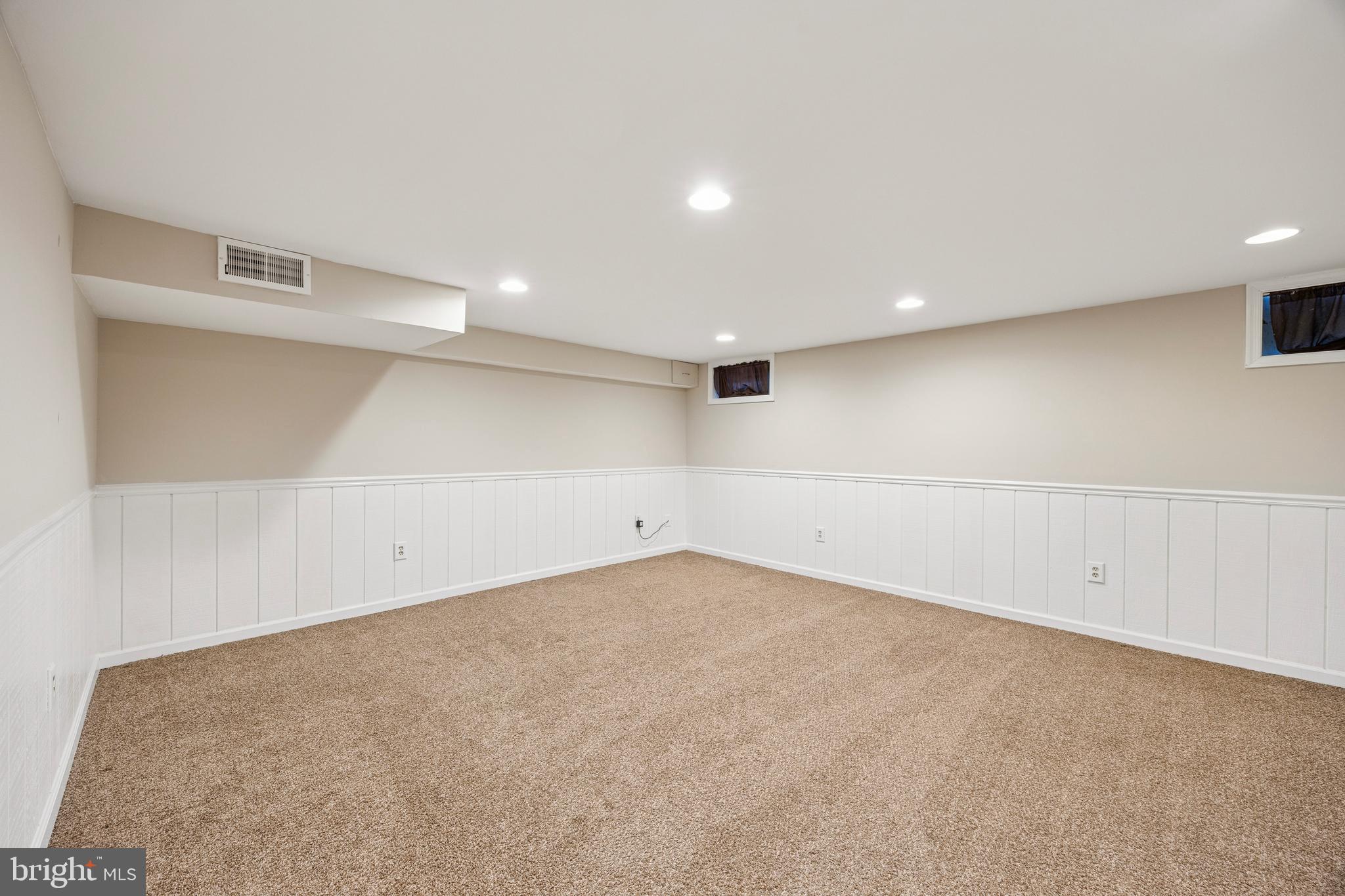 VALLEYBROOK - Residential