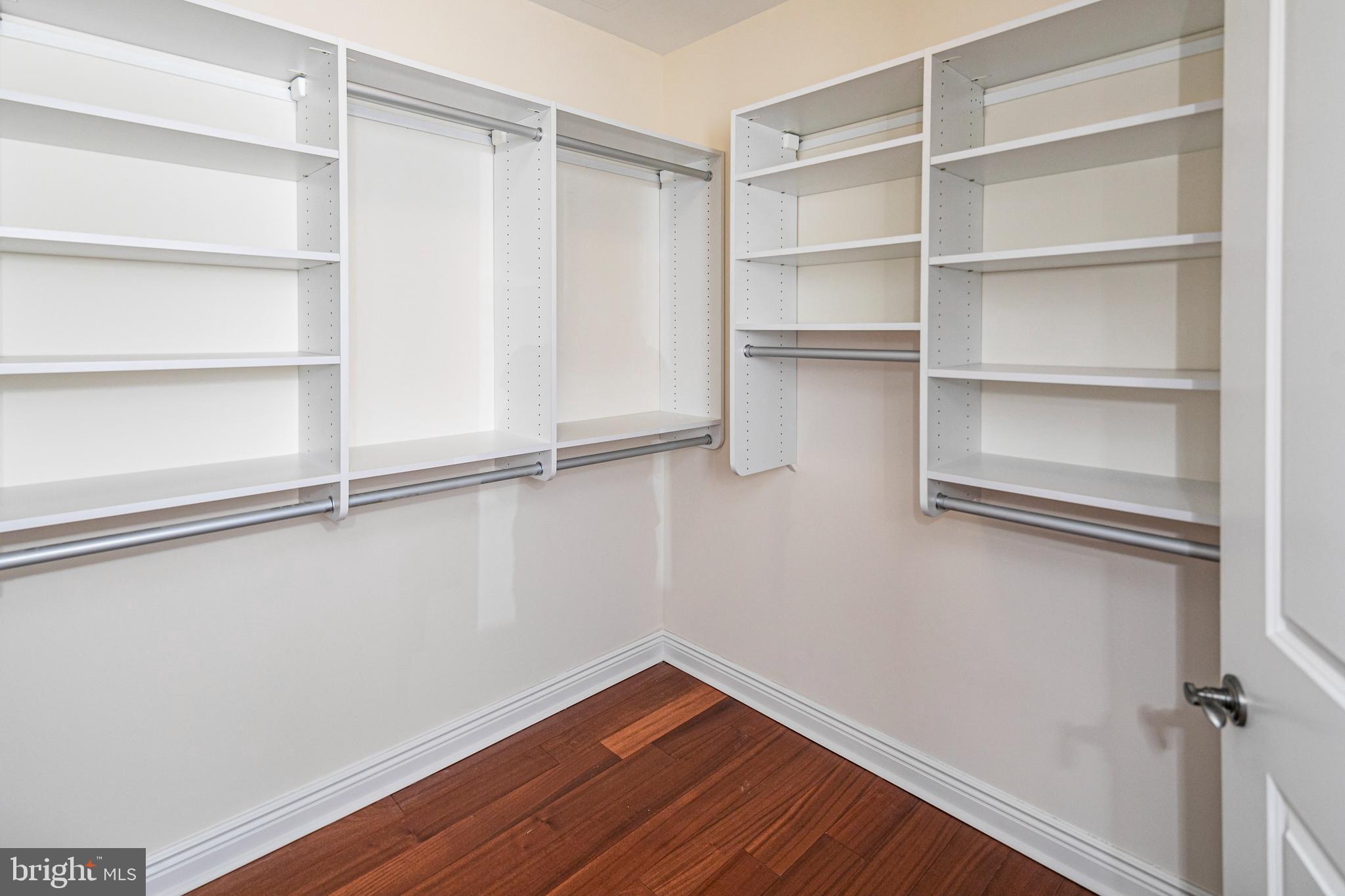 PALMER SQUARE - Residential