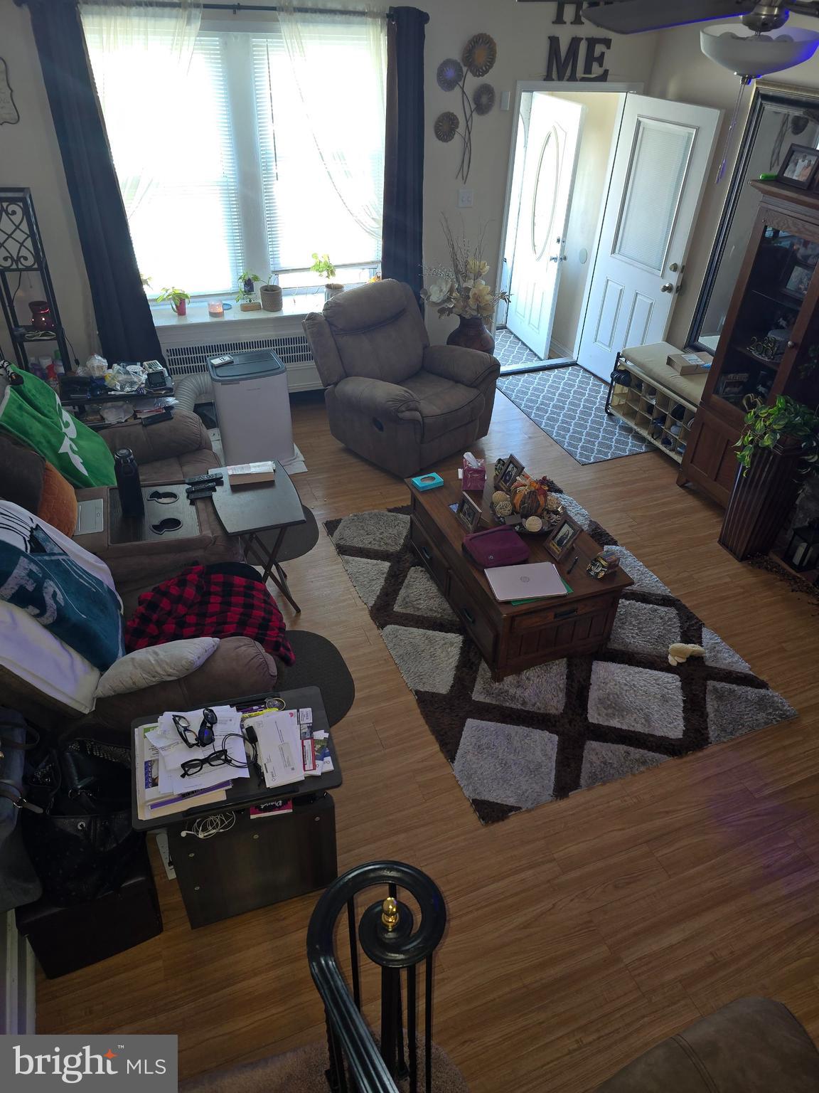 2204 W CHELTENHAM AVENUE