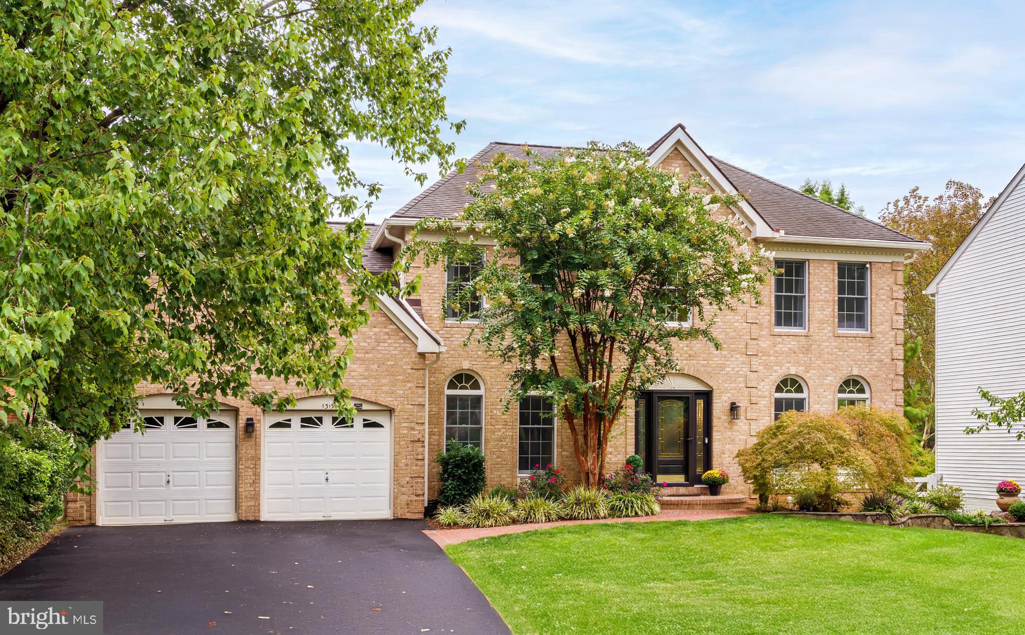 1319 GATESMEADOW WAY