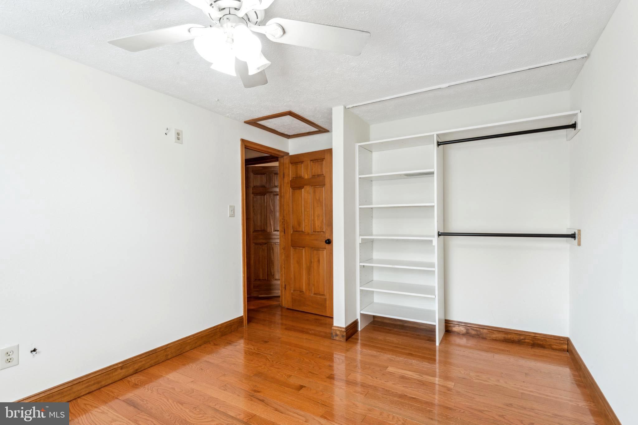 GREENBRIAR WOODS - Residential